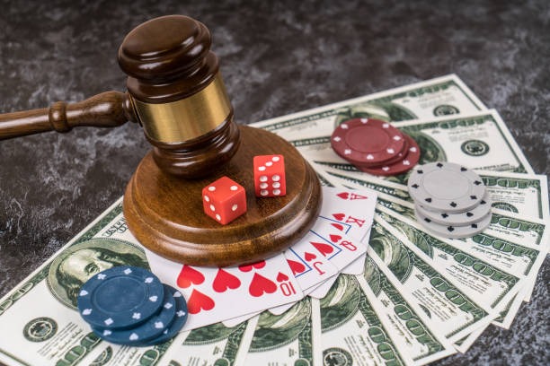 honey slot platform interface showing live-dealer tables, sportsbook, and slot games